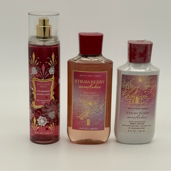 Bath & Body Works Strawberry Snowflakes Holiday Gift Set Pink Gold Body Care NWT - Picture 2 of 5